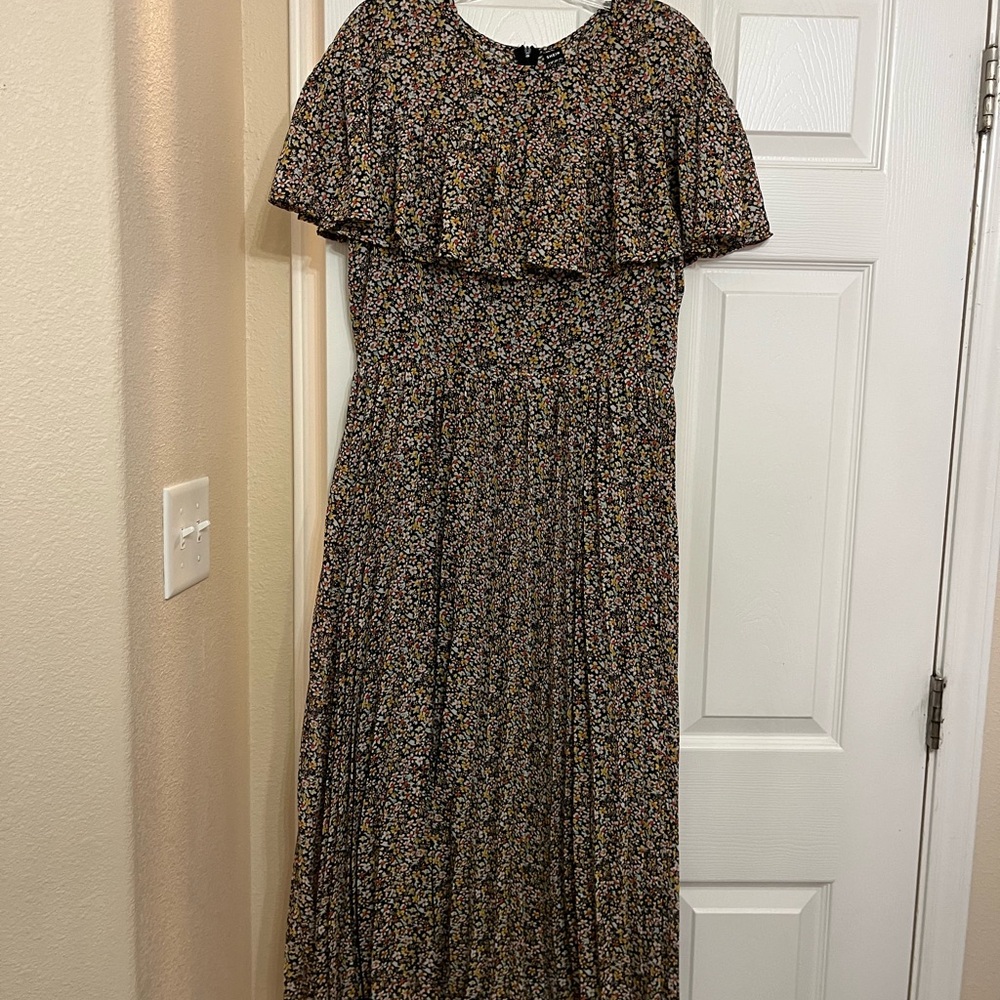 Floral chiffon Midi Dress